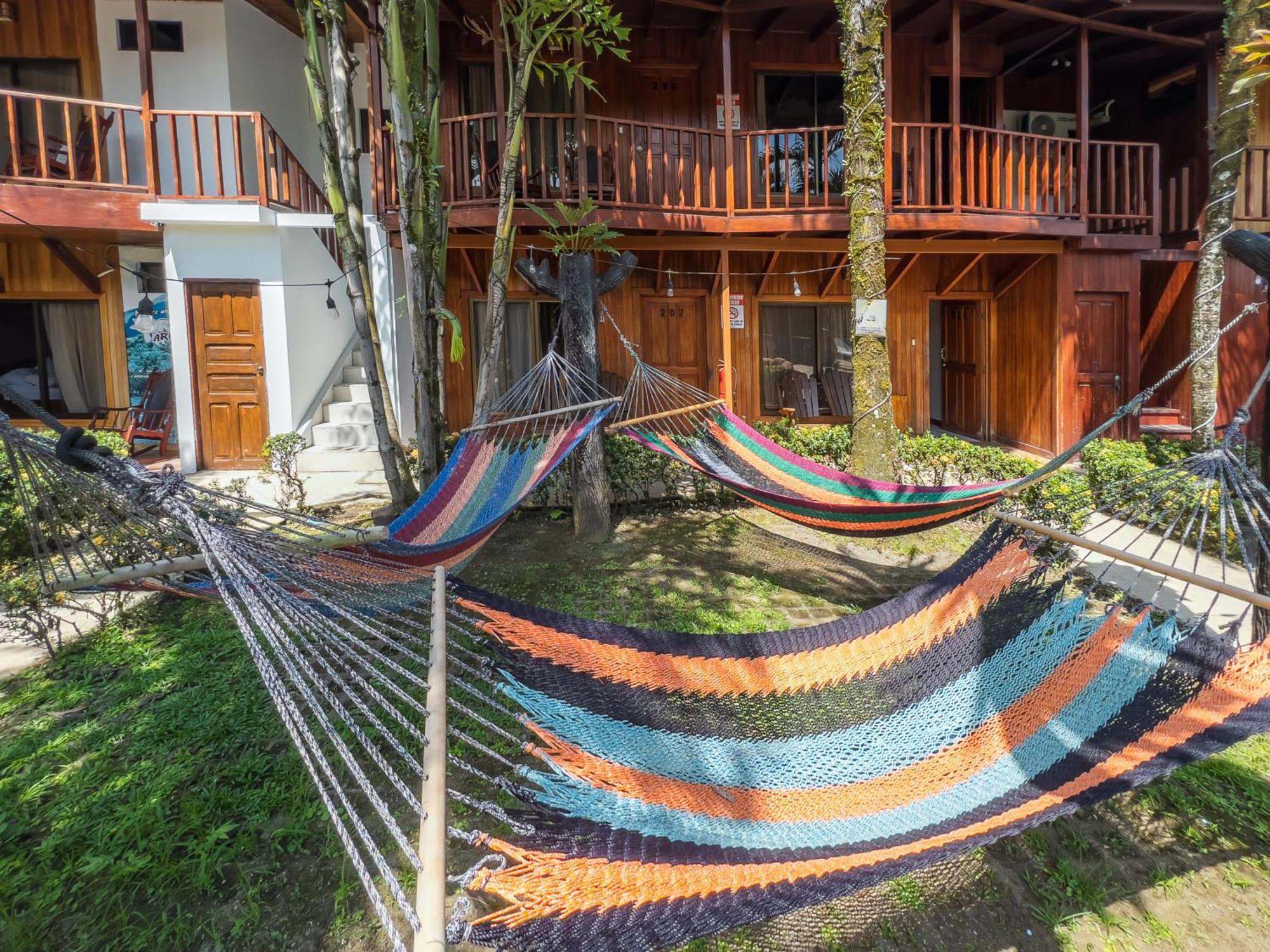 Ostello Poshtel Arenal La Fortuna Esterno foto