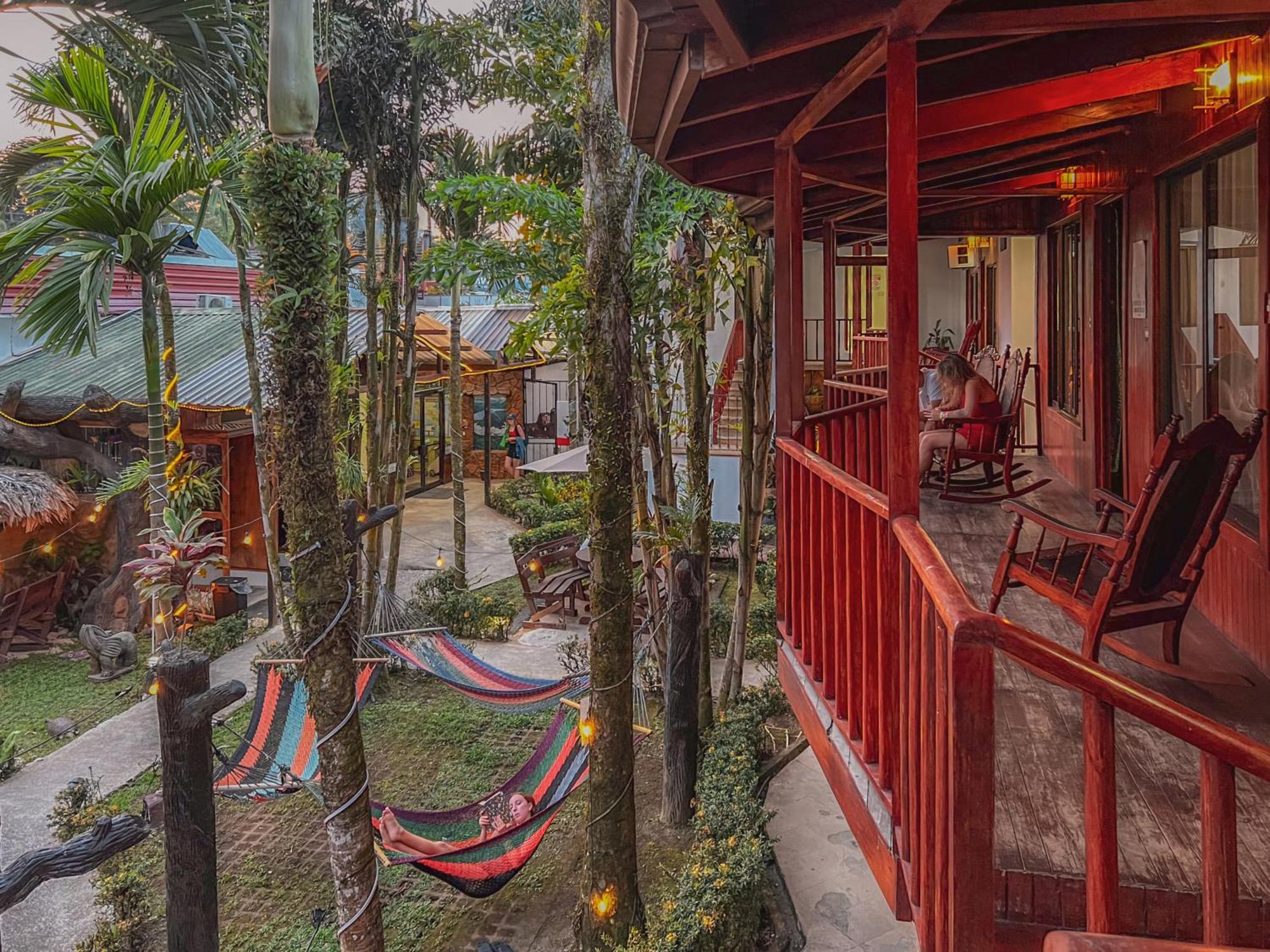 Ostello Poshtel Arenal La Fortuna Esterno foto