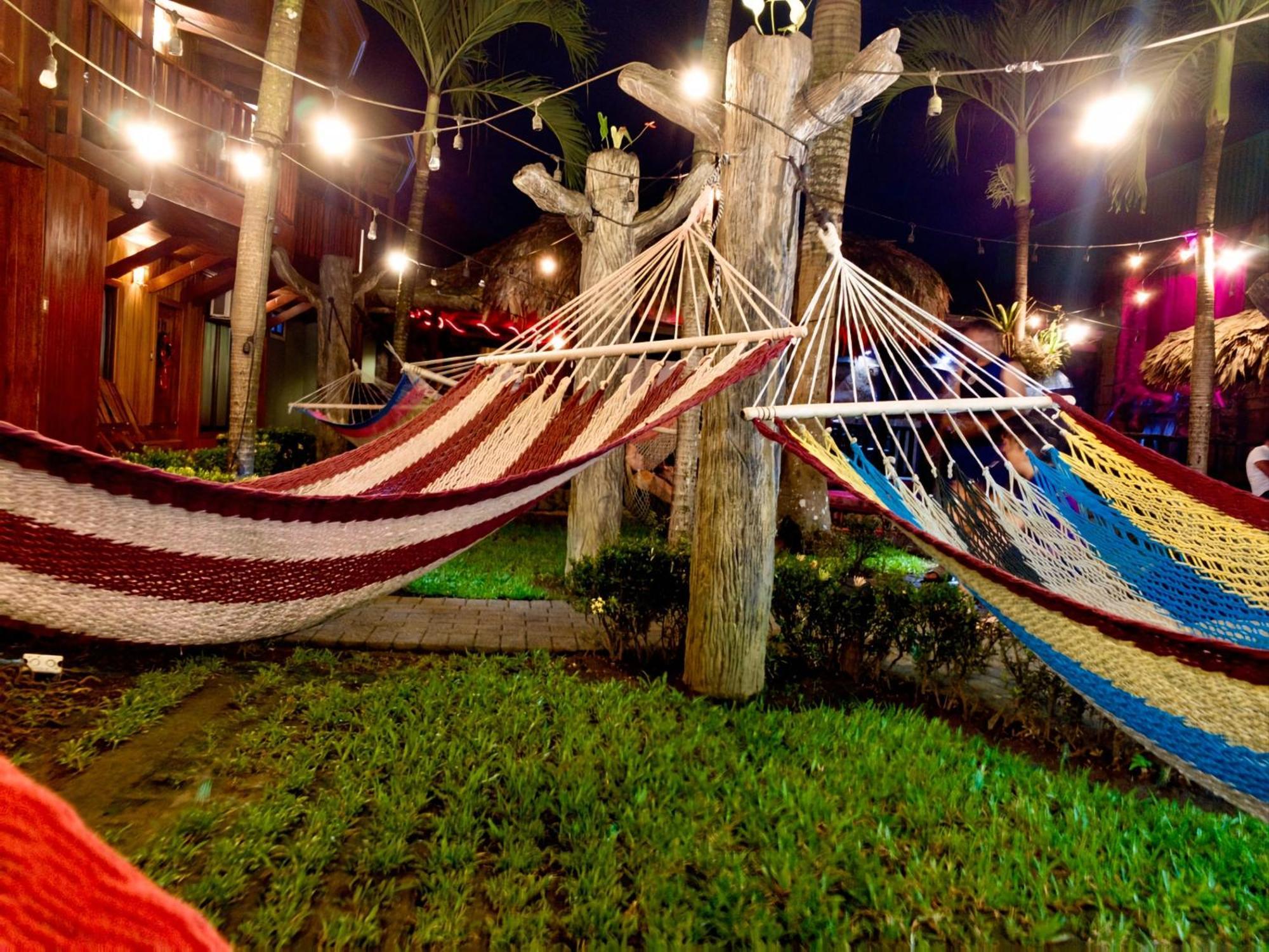 Ostello Poshtel Arenal La Fortuna Esterno foto