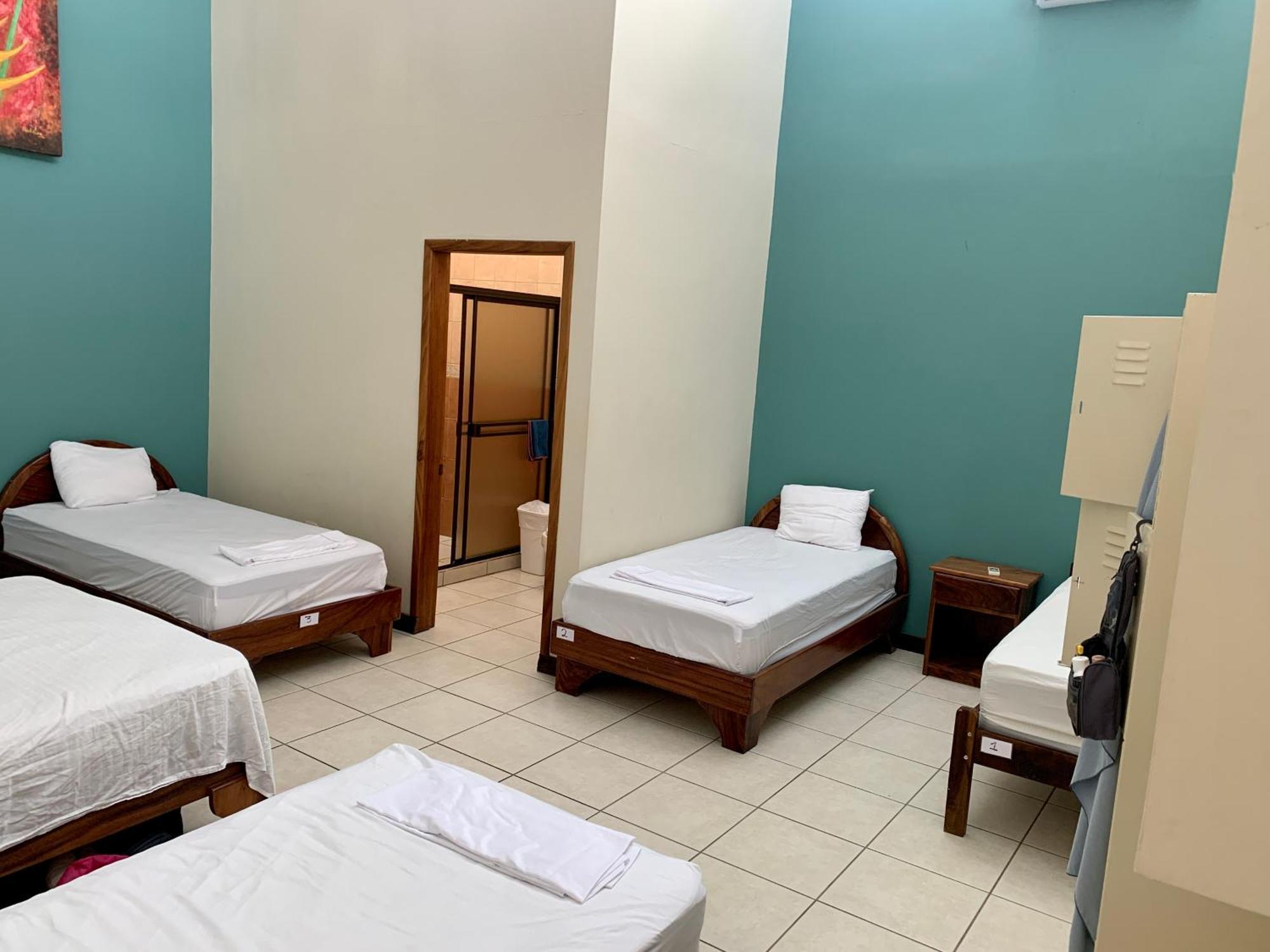 Ostello Poshtel Arenal La Fortuna Esterno foto