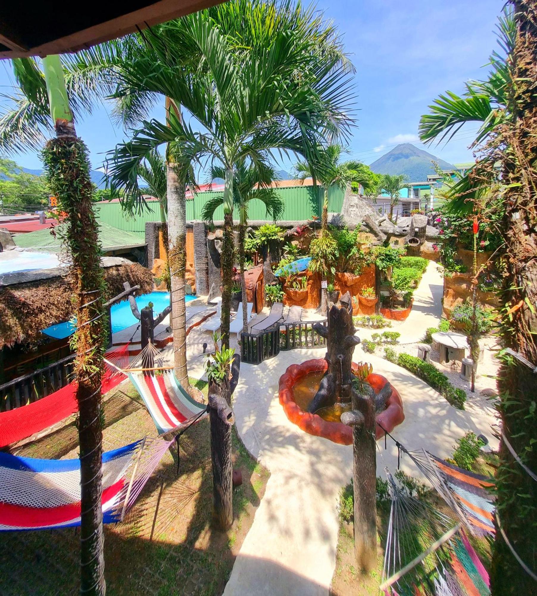 Ostello Poshtel Arenal La Fortuna Esterno foto