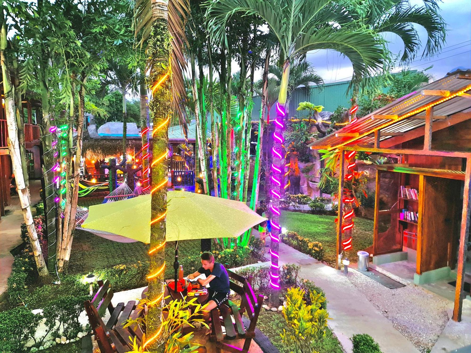Ostello Poshtel Arenal La Fortuna Esterno foto