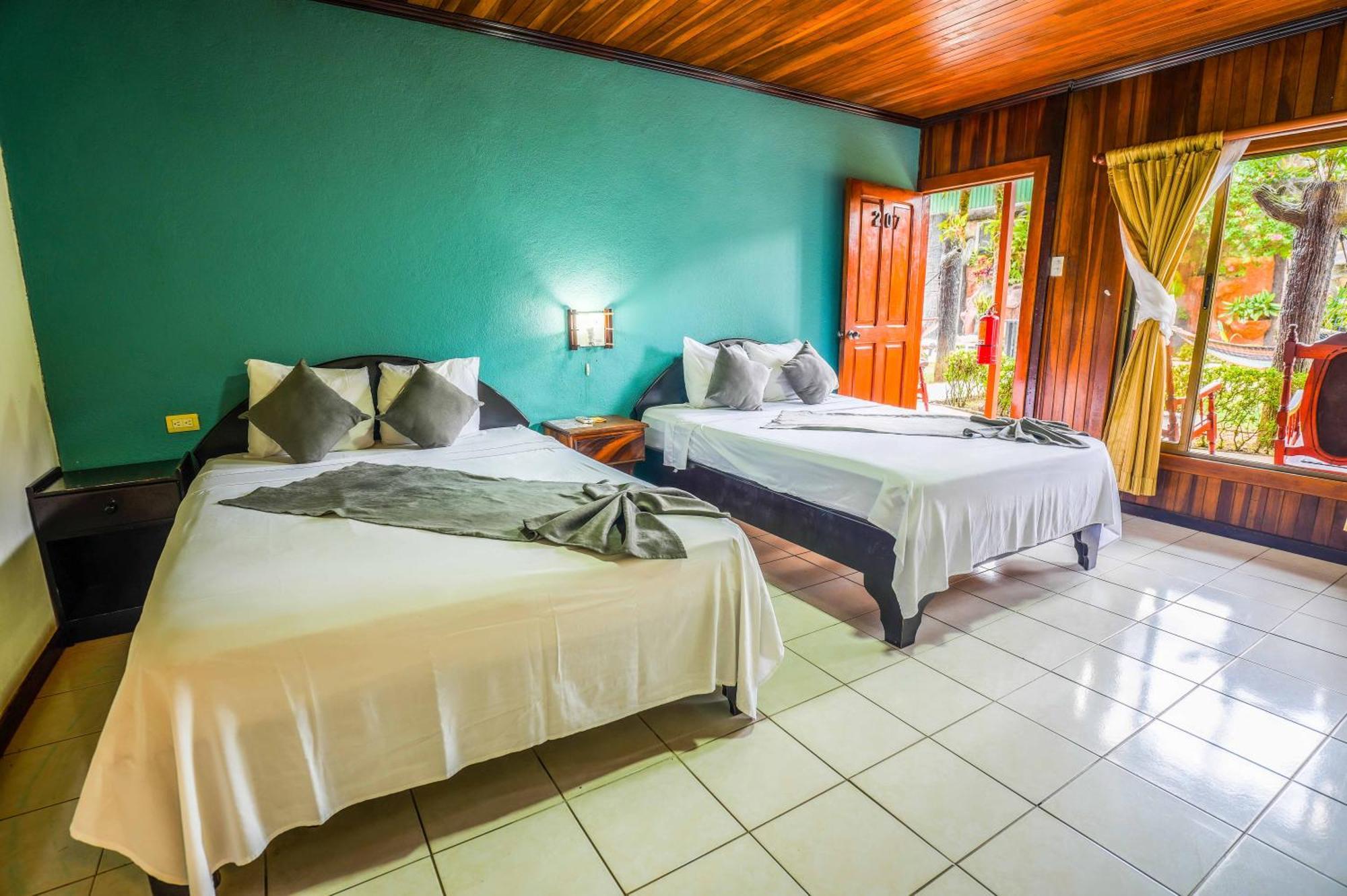 Ostello Poshtel Arenal La Fortuna Esterno foto