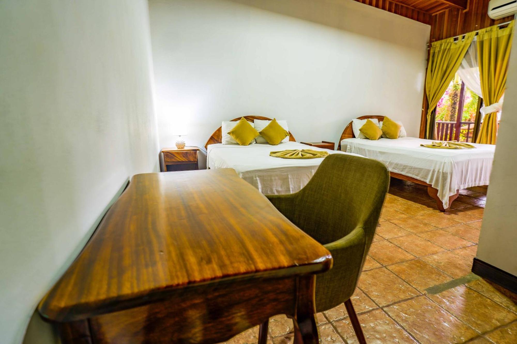 Ostello Poshtel Arenal La Fortuna Esterno foto