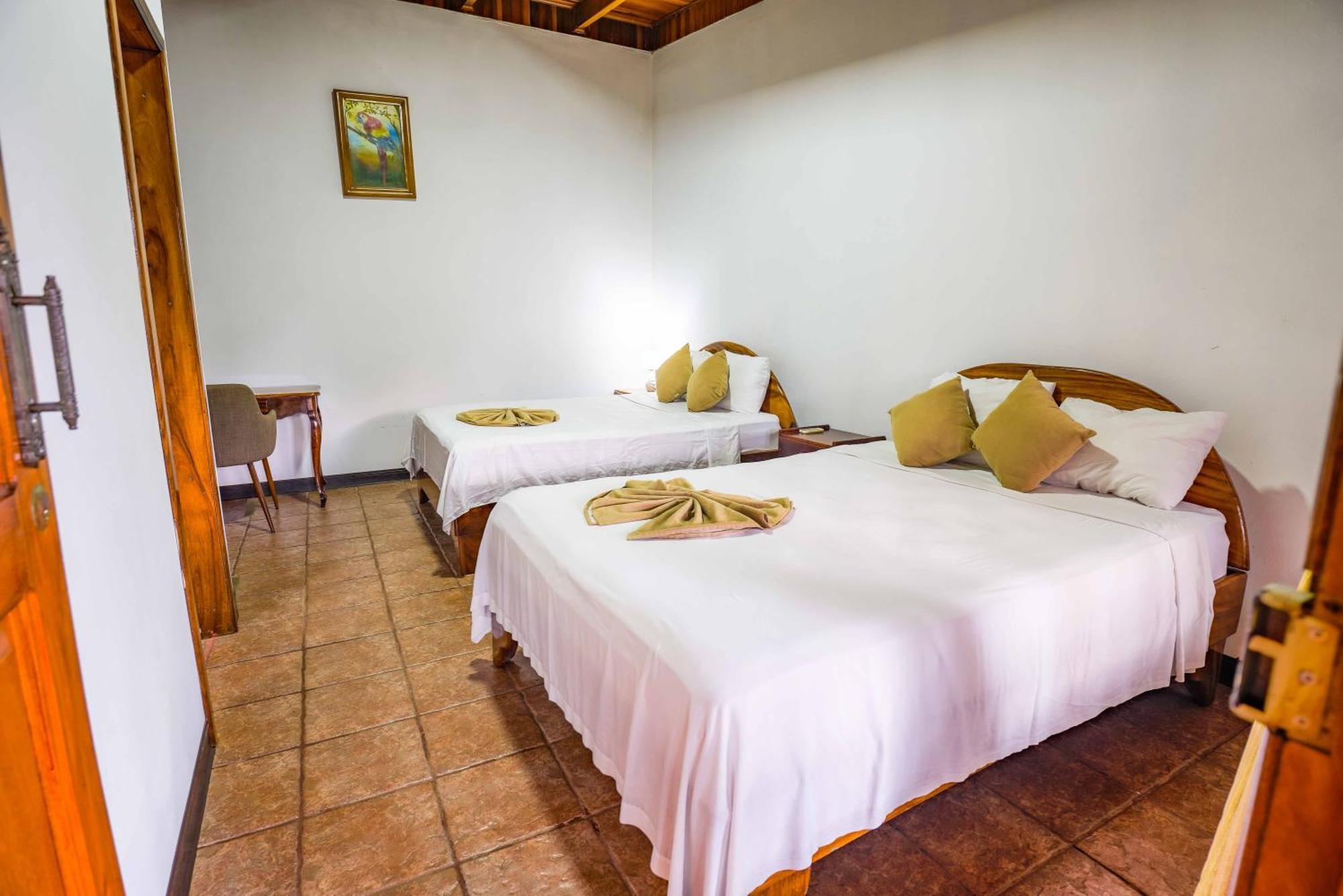 Ostello Poshtel Arenal La Fortuna Esterno foto