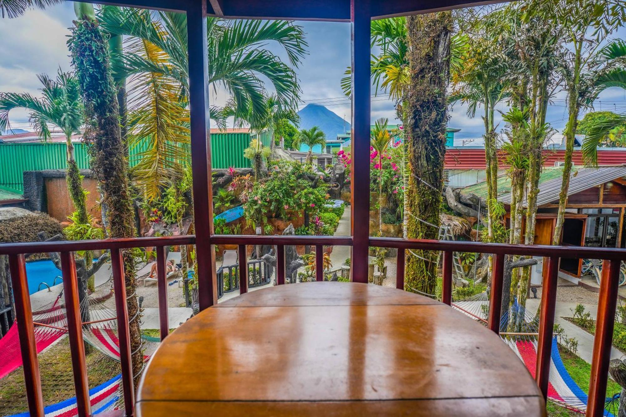 Ostello Poshtel Arenal La Fortuna Esterno foto